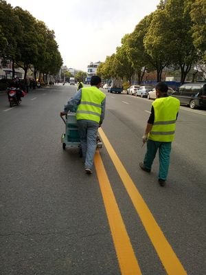 停車位標(biāo)線施工 日照廠區(qū)道路劃線施工停車位標(biāo)線廠家