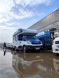 低調輕奢依維柯C型房車適合一家人旅游