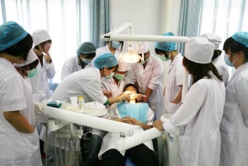 沈陽口腔臨床醫學教育報名