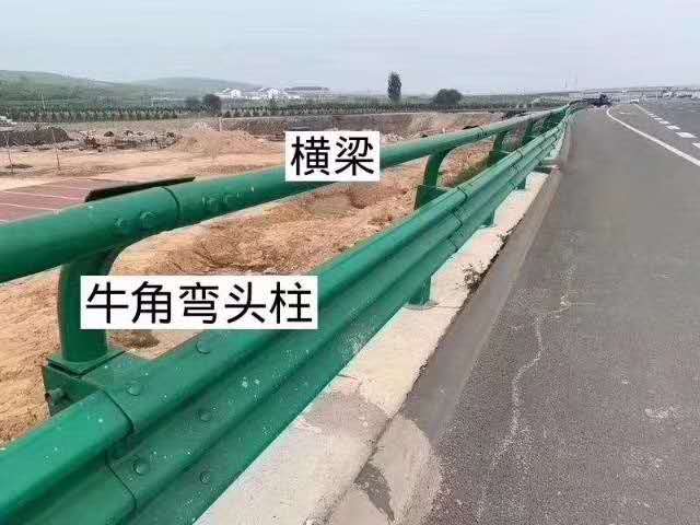 青島公路護欄廠家 波形護欄