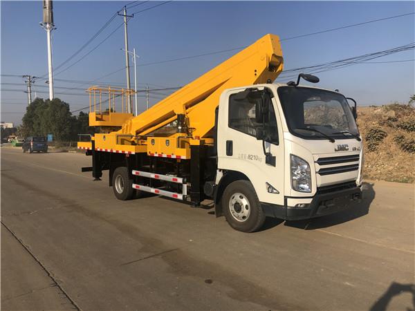 福建曲臂式直臂式高空作業車 升降平臺高空作業車