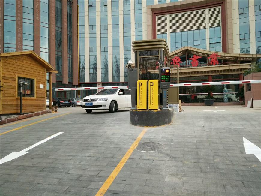 歷下擋車器擋車桿 門禁升降桿 電話咨詢