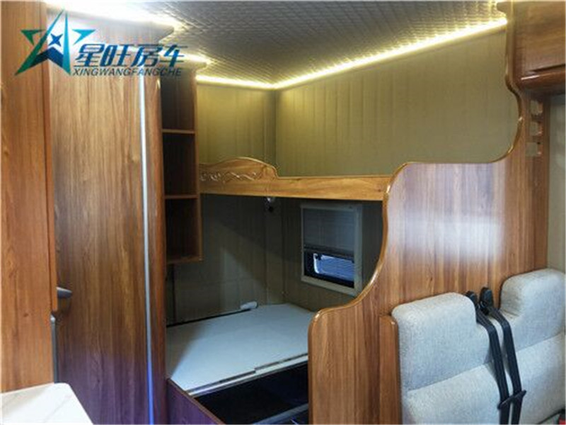 雅安上汽大通C型房車制作