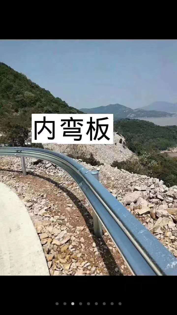 南宁波形护栏厂家