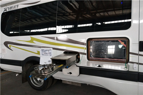 惠州依維柯B型房車廠商 依維柯長軸高**B型房車