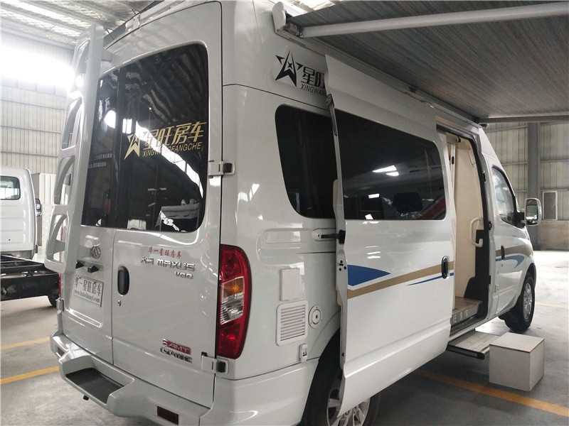 蕪湖大通v80房車定制 大通v80長軸高**房車