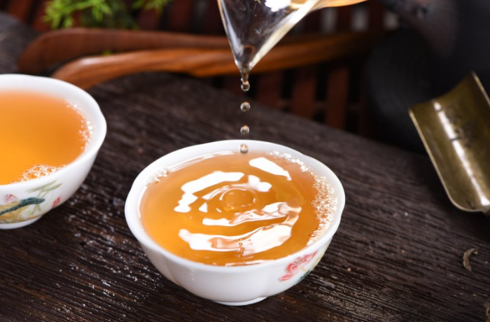 大雪山普洱茶特點和口感 云南逸仕緣普洱古樹茶廠家供應
