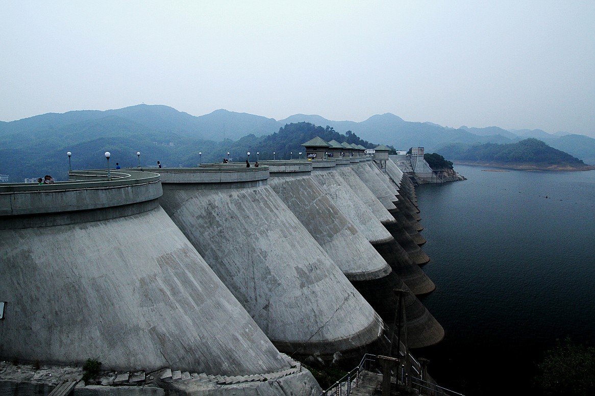 鞍山水库大坝防腐涂料