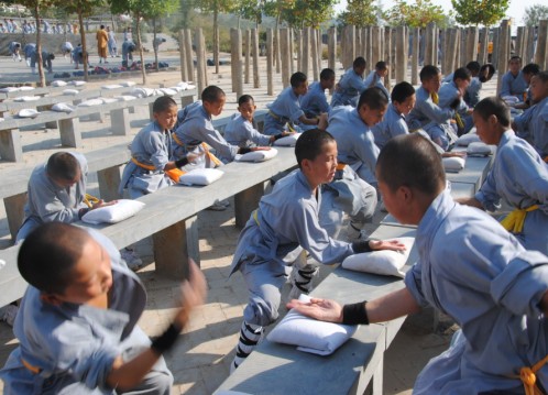 小龍武校2020學(xué)費延緩|少林小龍武校