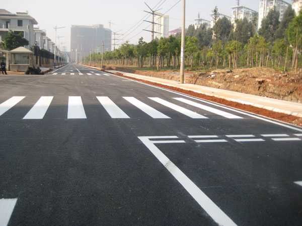 硚口道路劃線訂做 熱熔劃線