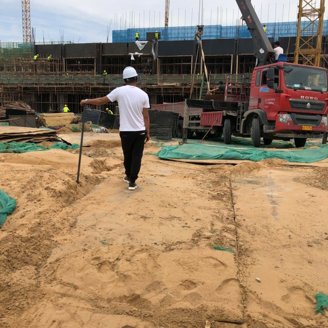 佛山北滘鎮旋挖機墊路鋼板出租 鋪路鐵板尺寸