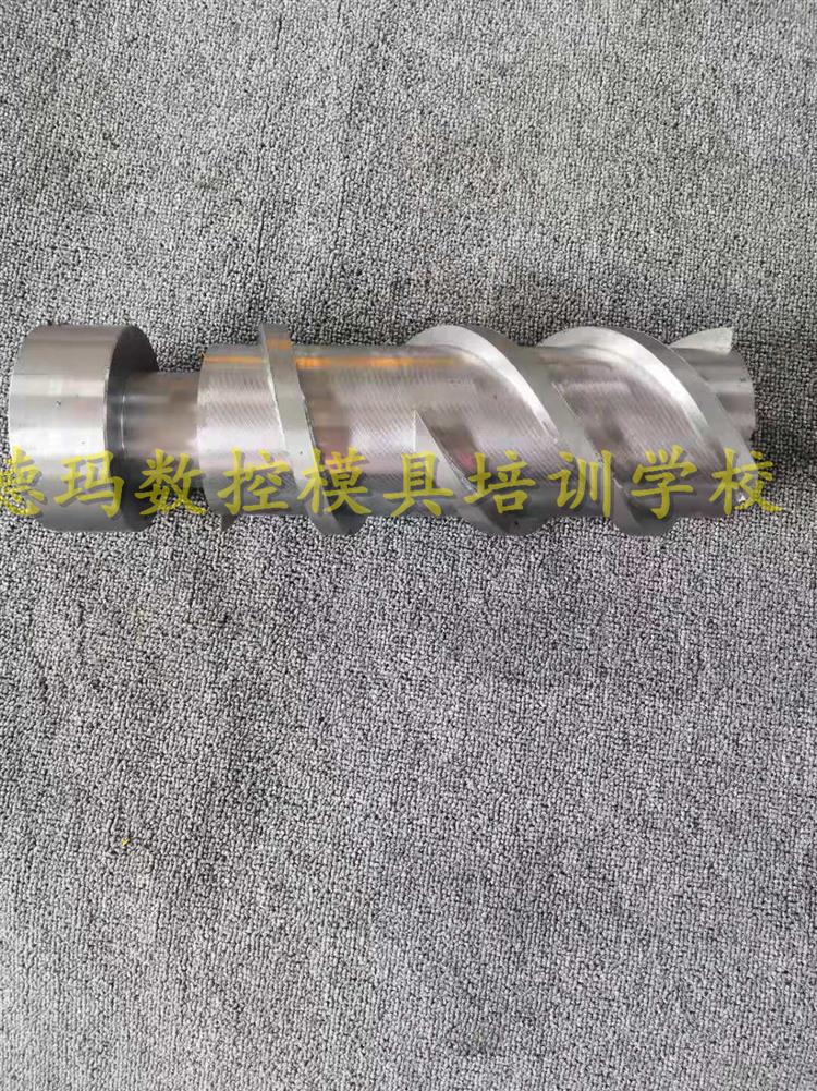 石家莊模具造型學(xué)校大概學(xué)多久 自辦工廠