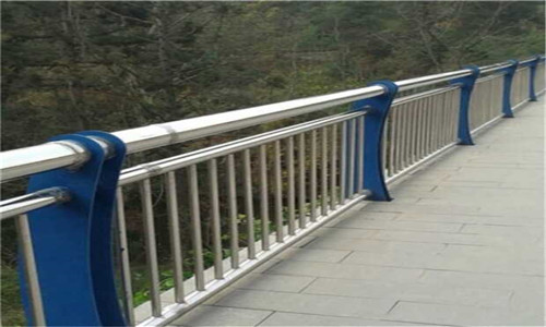 黑河橋梁護欄-鑫海達護欄廠-橋梁護欄廠家
