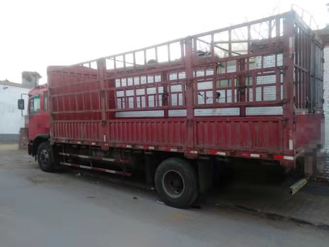 祁門物流拉貨13米貨車9米6高欄車機(jī)械運(yùn)輸