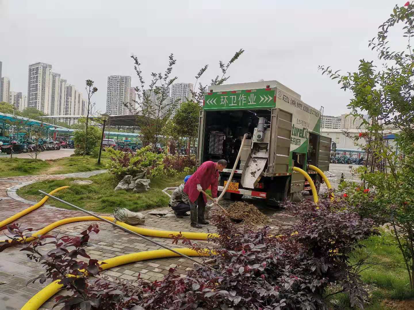 蓝牌污水处理车