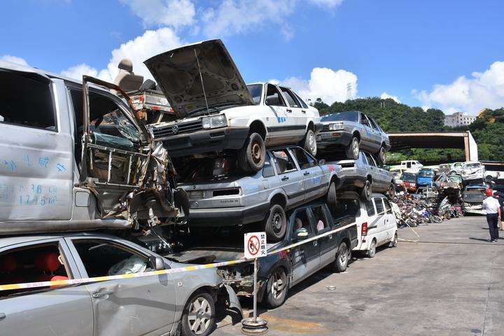 大塘报废车回收 回收平板车