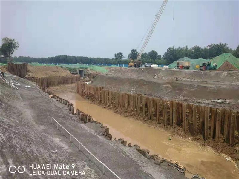 滎陽打拔鋼板樁-河南高峰基礎-打拔鋼板樁公司