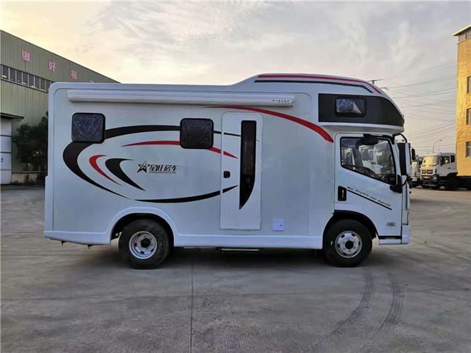 松原躍進(jìn)H500平頭房車廠 廣州躍進(jìn)H500平頭C型房車電話