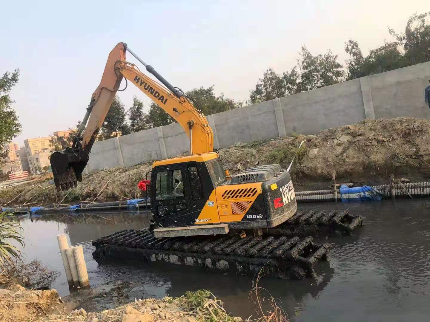 贵州水陆挖掘机租赁厂家 水陆挖掘机租赁