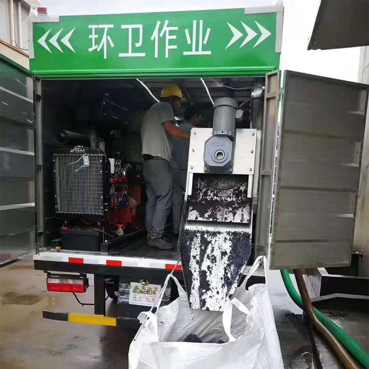 粪污渣液压缩吸粪车