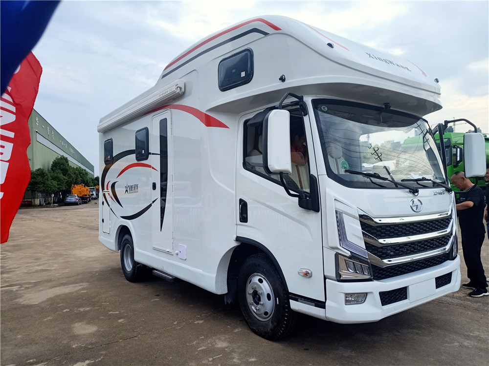 鞍山躍進H500平頭房車廠 沈陽躍進H500平頭C型房車供應