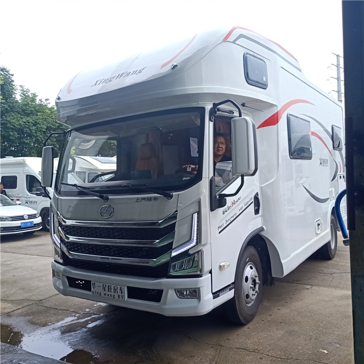 盤錦躍進(jìn)H500平頭房車廠 南寧躍進(jìn)H500平頭C型房車型號(hào)