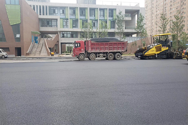鄭州長葛市彩色瀝青 瀝青路面施工視頻
