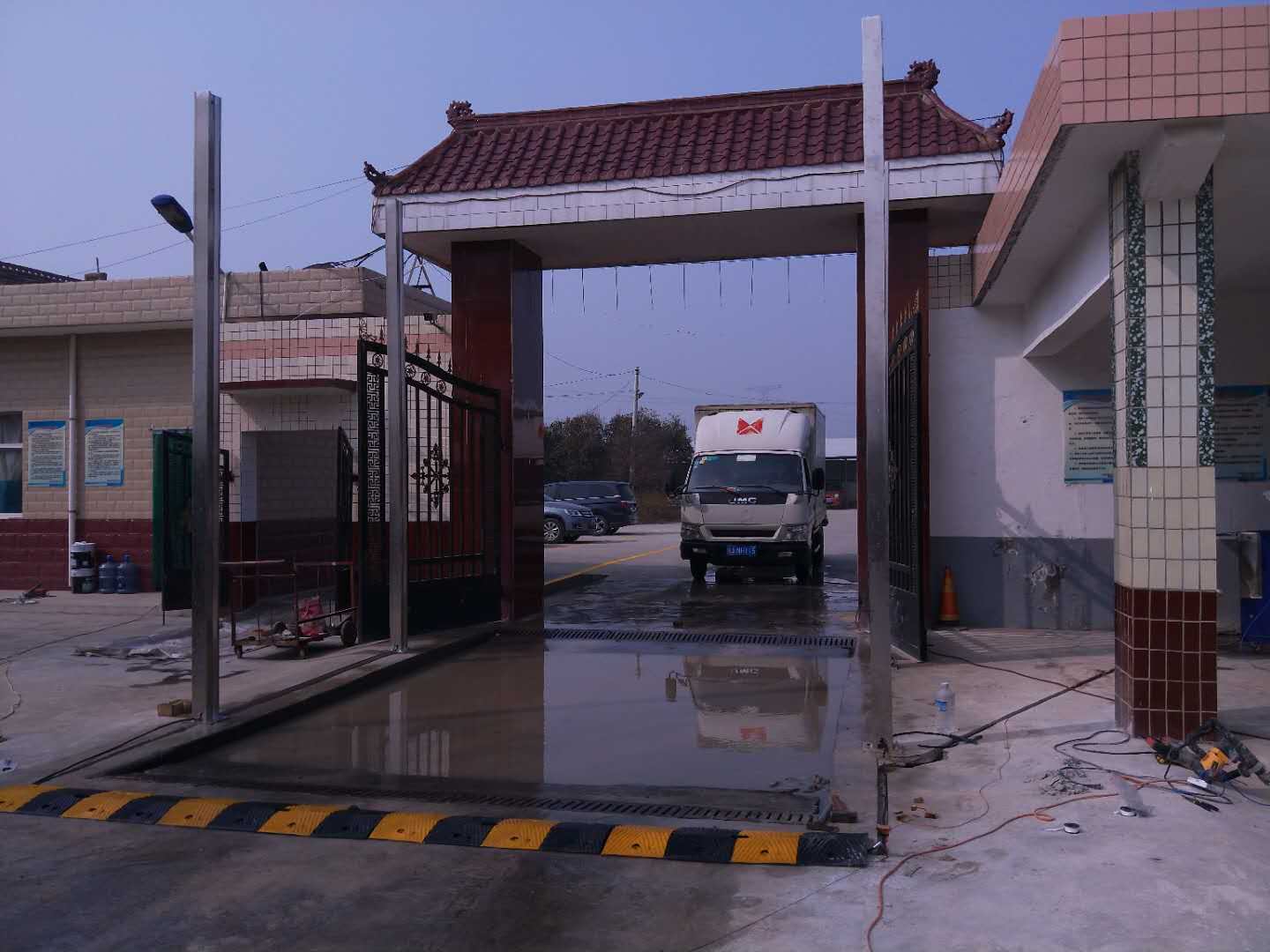 長春養羊場車輛消毒機