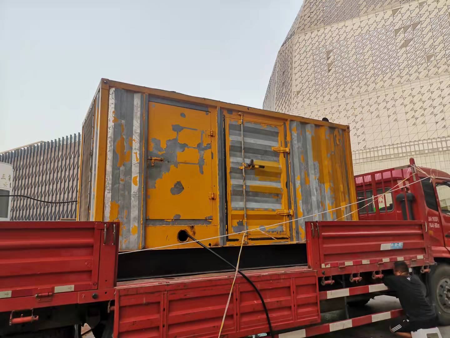 涉縣300kw靜音發電機出租 歡迎致電