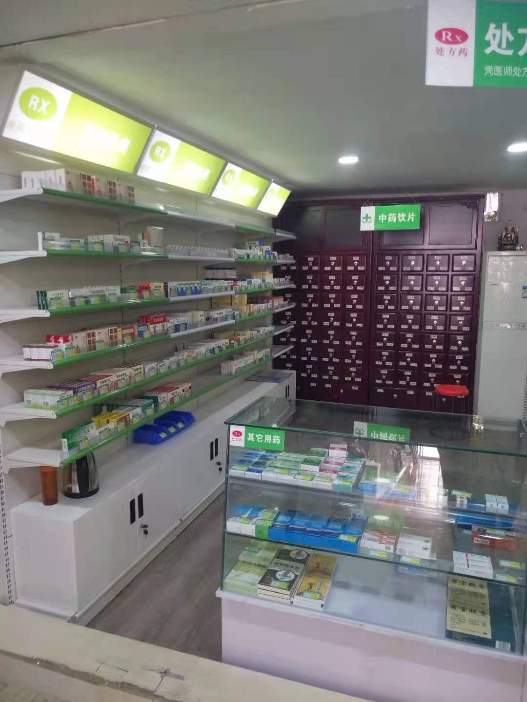 潜江药店展柜