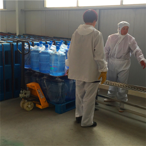 什么是桶裝山泉水-日照甘雨露水廠-煙臺桶裝山泉水