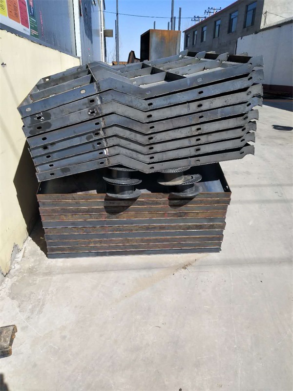 黑河公路混凝土防撞墻模具-超宇模具公司