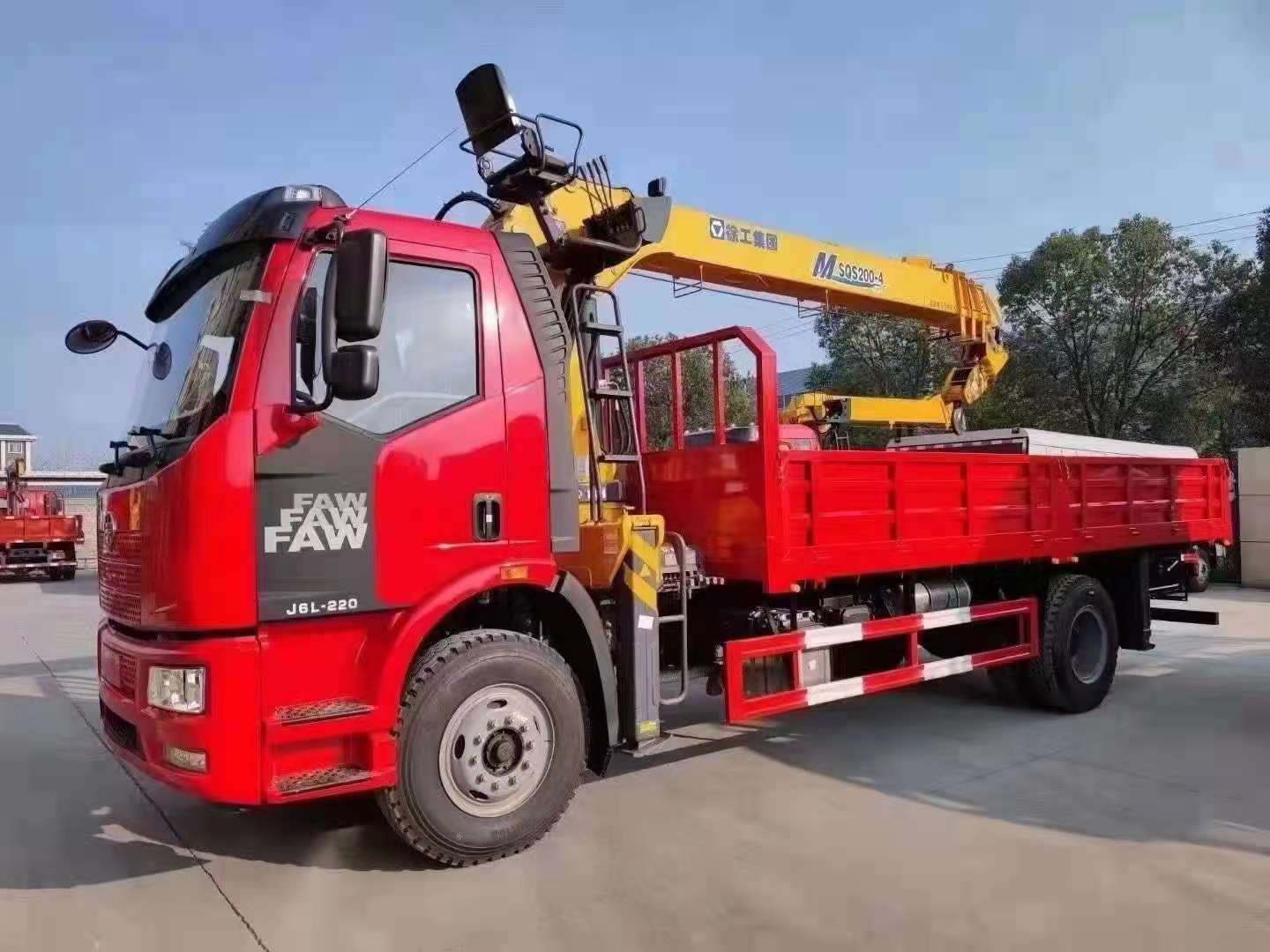 蘭州隨車起重運輸車廠商 隨車吊 詳細介紹