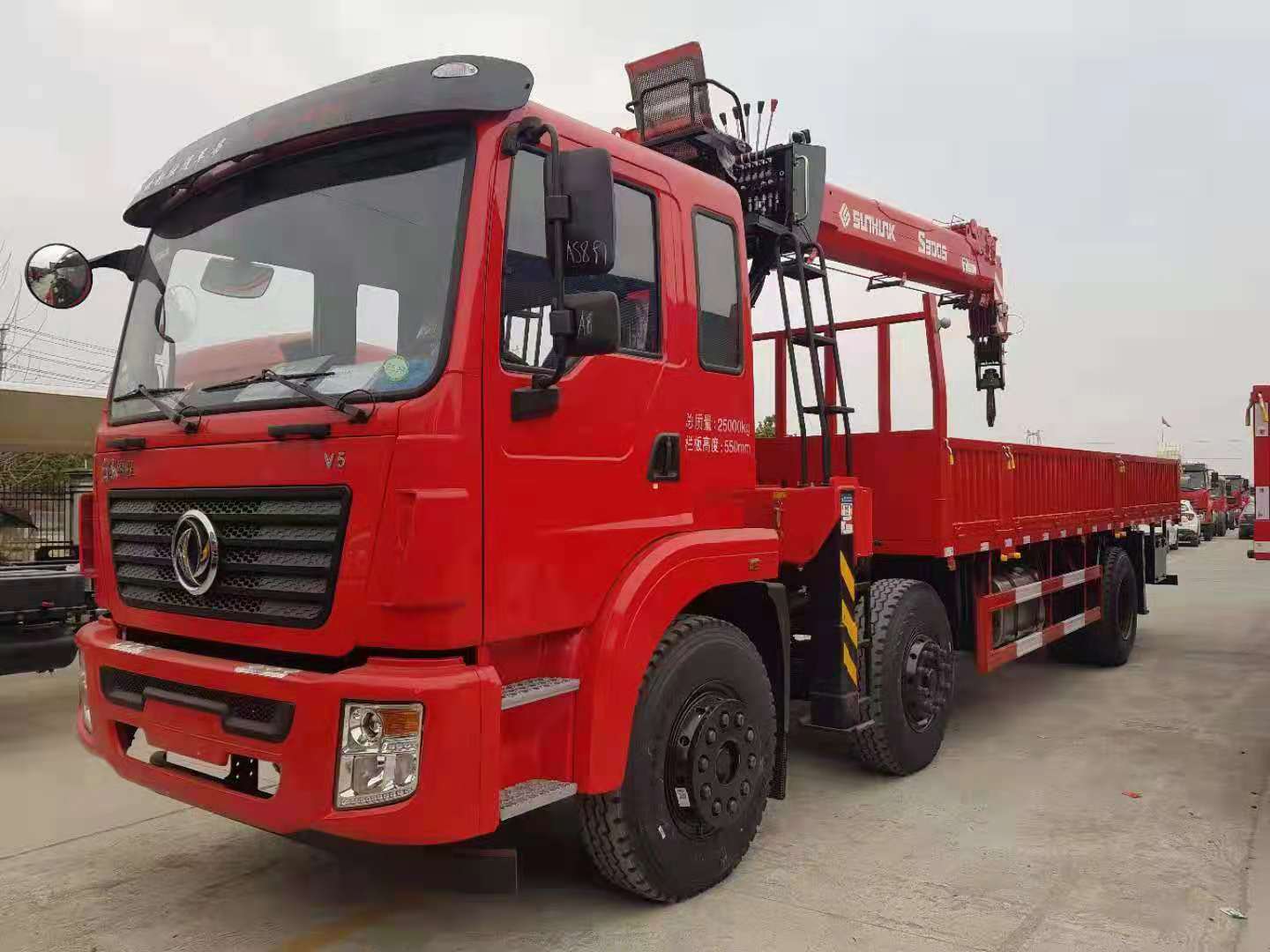 隨車吊 隨車吊帶灑水車 誠信經(jīng)營