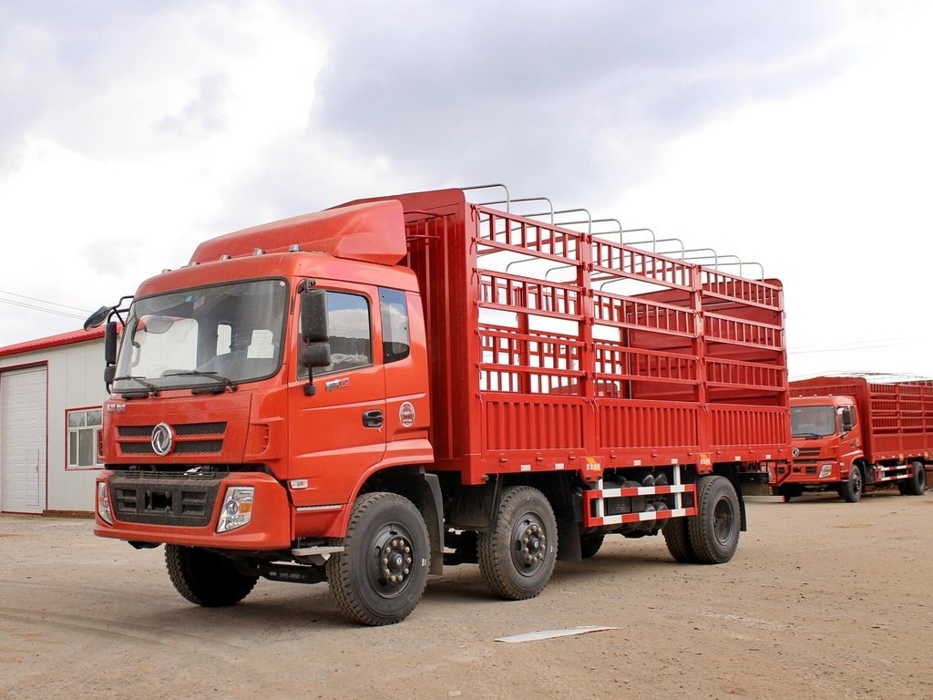 江津 爬梯車 托運(yùn)挖機(jī) 運(yùn)輸高空車 大型機(jī)械運(yùn)輸