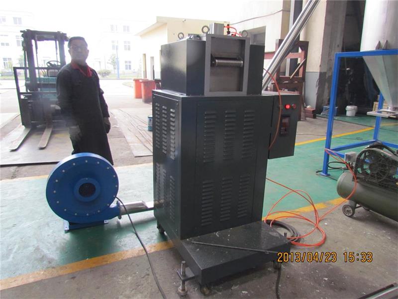 切粒機-張家港聯達機械-塑料板材切粒機