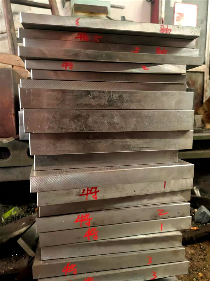 h13模具鋼-小俞模具模具鋼材-h13模具鋼耐高溫多少度