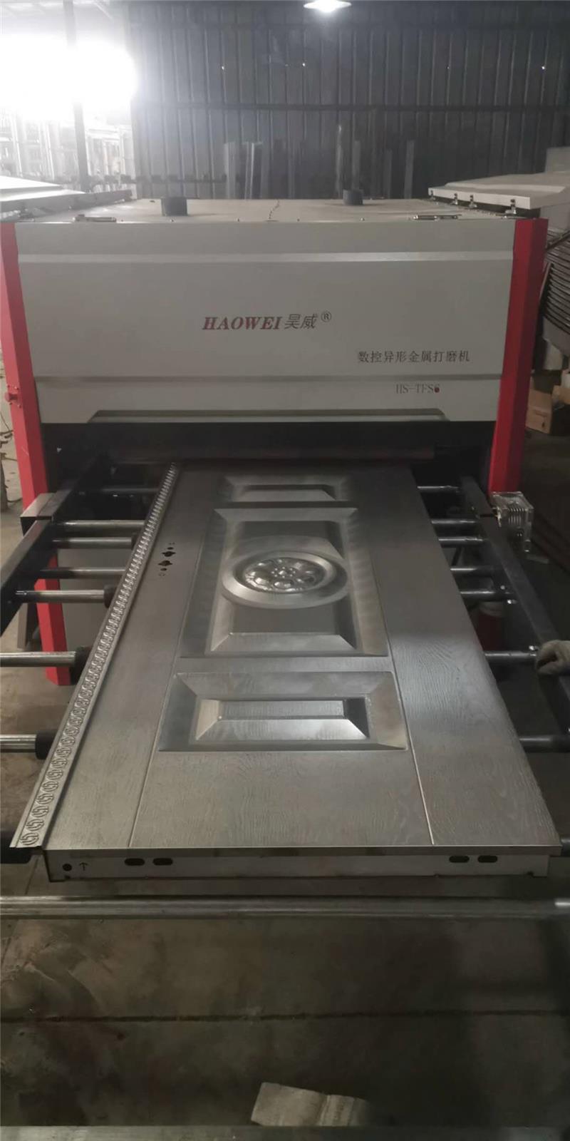 門扇打磨機哪家好-華宜家機械產品-廣西門扇打磨機