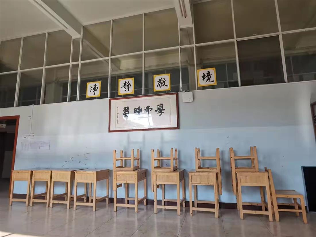 桂林中小學生輔導班課桌椅定制定做|SY輔導班課桌椅