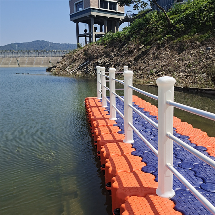 塑料平臺浮筒湖泊水上浮橋規格可定制 水上浮筒平臺