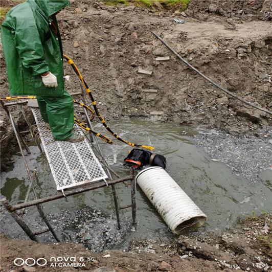 拆除砖墙水下封堵建筑公司