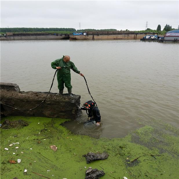 水下机器人管道检测