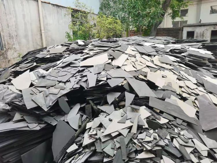 呼和浩特大量回收廢棄碳化硅上門回收工業爐窯用碳化硅磚