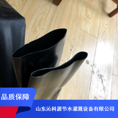 沁科源多層復(fù)合抗凍裂pe軟帶_蔬菜噴灌用3寸pe軟帶生產(chǎn)廠家