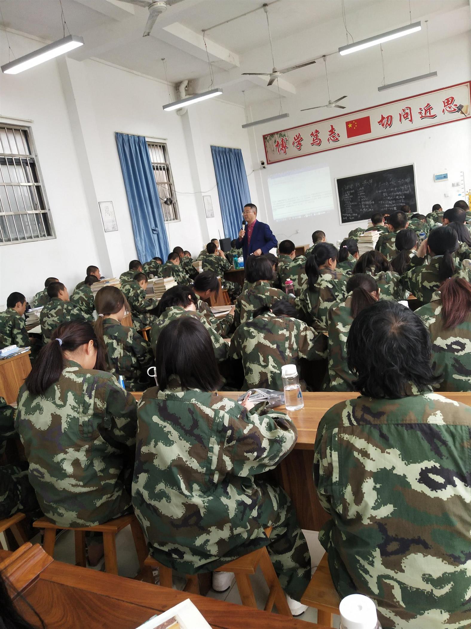 南昌18歲的孩子不聽管教