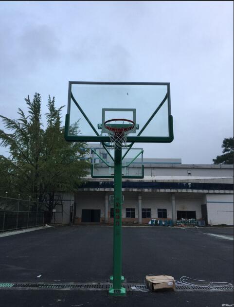 仁居鎮(zhèn)籃球架-銘宇體育運動場地-籃球架圖片