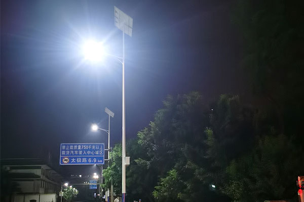 普洱风光互补太阳能路灯-云南亮途源路灯厂家