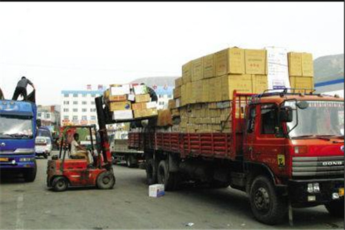 集裝箱拖車 -集裝箱拖車-駿暢國(guó)際物流