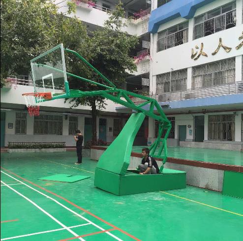 兒童籃球架-銘宇體育運(yùn)動場地-深圳籃球架