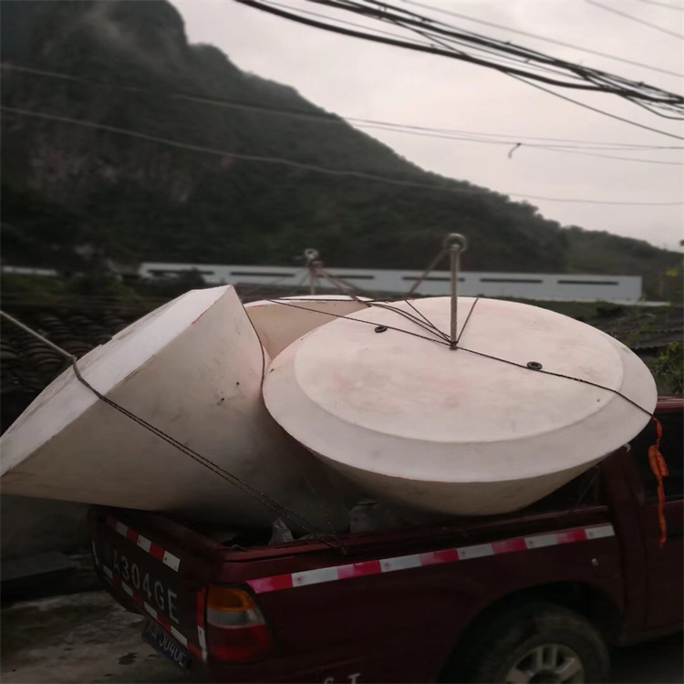 水上指示航标规格可定制 航标灯太阳能板